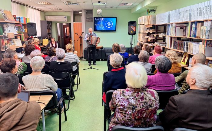 Пётр Исакович.jpg Пётр Исакович.jpg